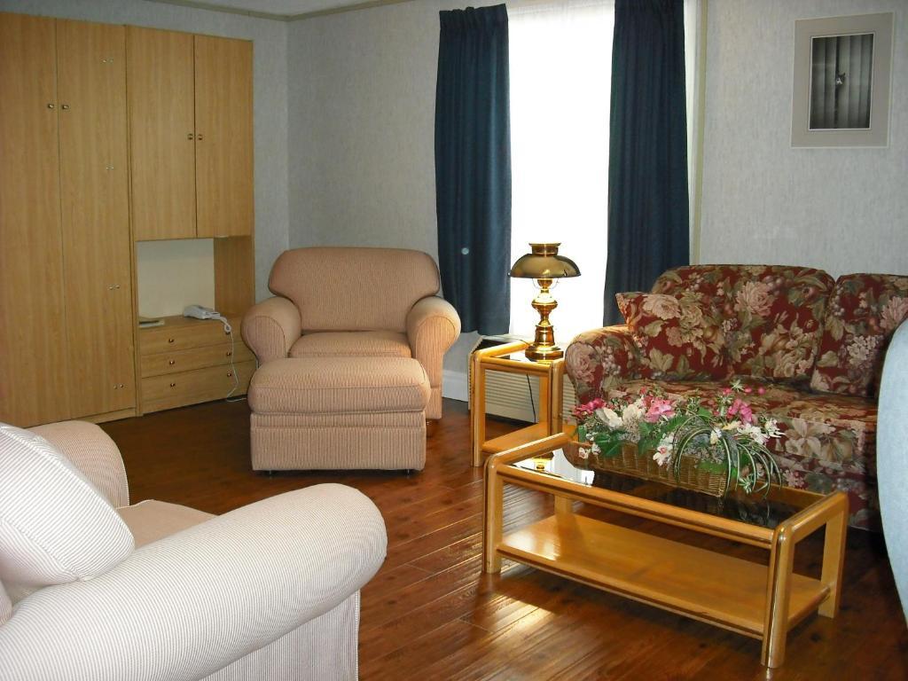 Claymore Inn And Suites Antigonish Esterno foto